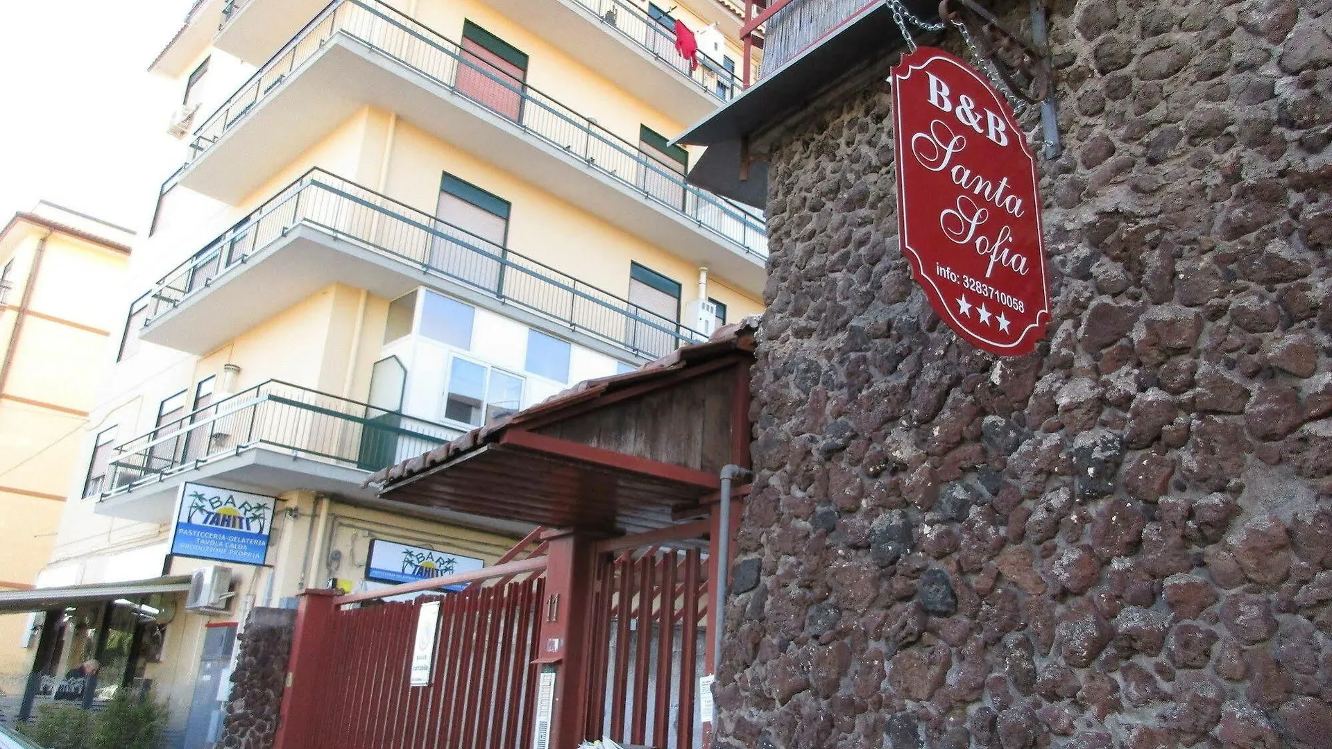 B&B Santa Sofia Gravina di Catania Bed & Breakfast