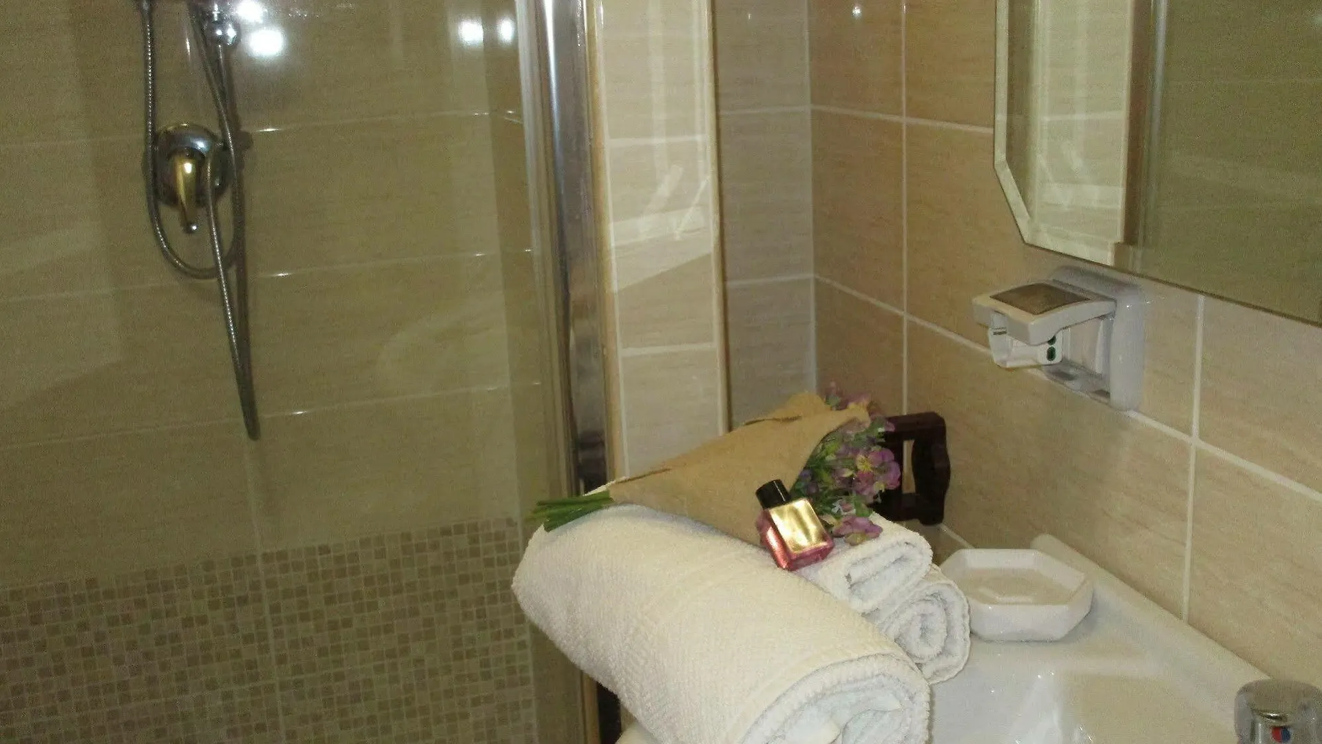 B&B Santa Sofia Gravina di Catania 3*,