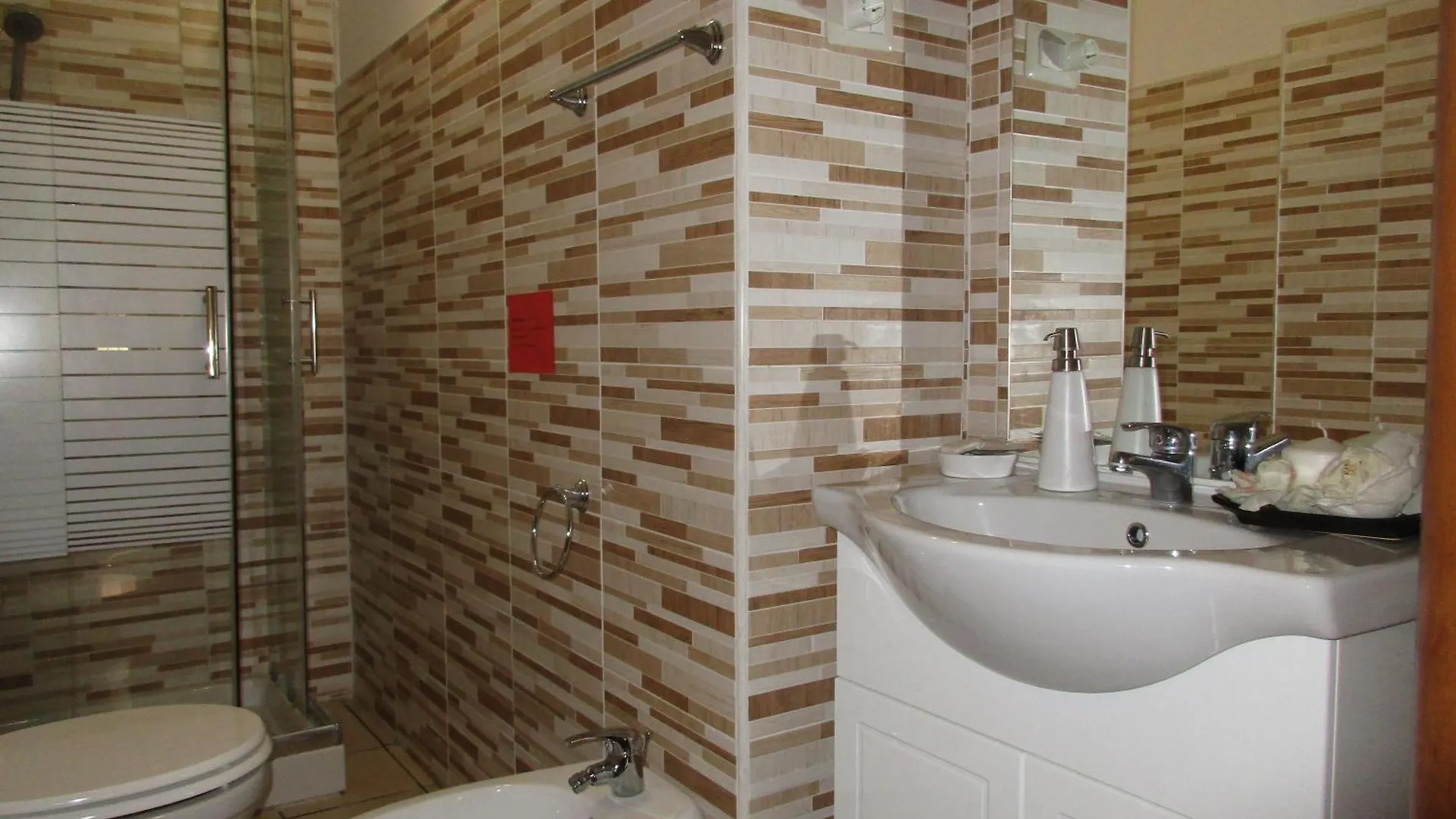 *** Bed & Breakfast B&B Santa Sofia Gravina di Catania Italy